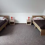 Nad Lasem منزل للإقامة بوكافينا تترايسكا