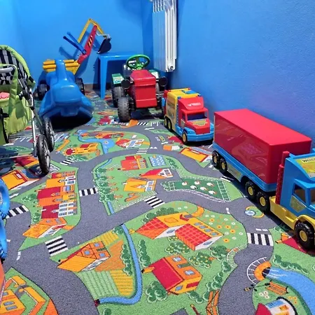 Nad Lasem Quarto em Acomodações Particulares